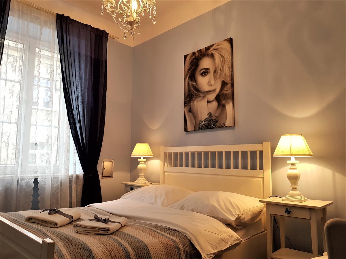 Chmielna Guest House Varşova Dış mekan fotoğraf