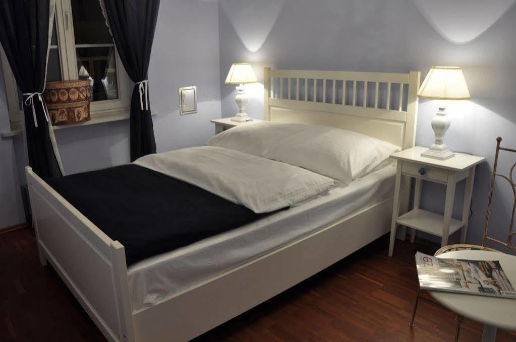 Chmielna Guest House Varşova Dış mekan fotoğraf