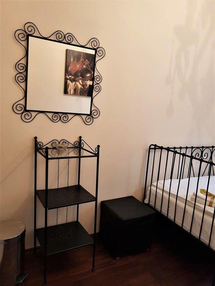 Chmielna Guest House Varşova Dış mekan fotoğraf